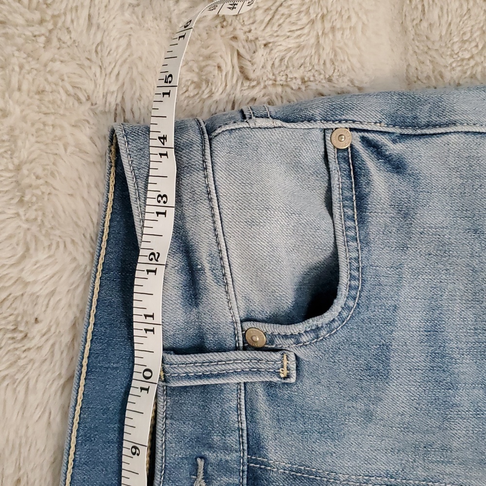 7 For All Mankind High Waisted Cropped Skinny 28 - Picture 3 of 13